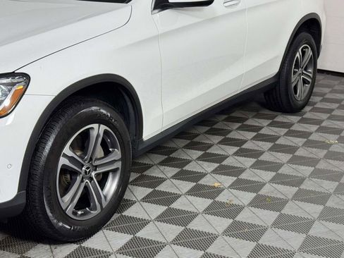 Used 2022 Mercedes-Benz GLC 300 4MATIC image 12
