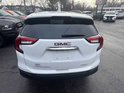 Used 2023 GMC Terrain SLE w/ Driver Convenience Package image 6