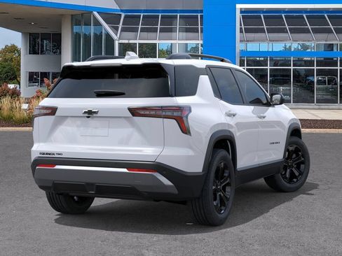 New 2026 Chevrolet Equinox LT w/ Midnight Edition AWD/4WD image 4