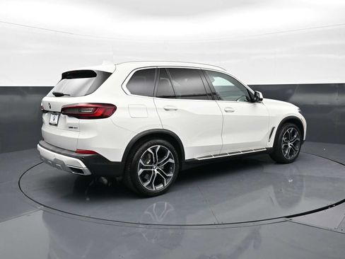 Used 2022 BMW X5 sDrive40i w/ Premium Package RWD image 5