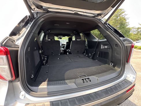 Used 2024 Ford Explorer ST w/ Equipment Group 401A image 30