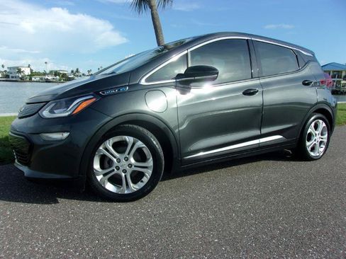 Used 2020 Chevrolet Bolt LT FWD image 6
