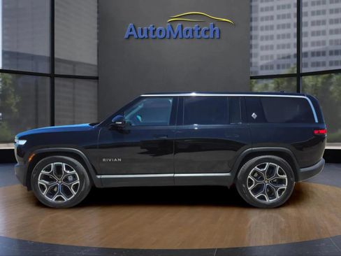 Used 2025 Rivian R1S Adventure AWD/4WD image 6