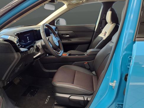 New 2026 Nissan Kicks SR AWD/4WD image 54