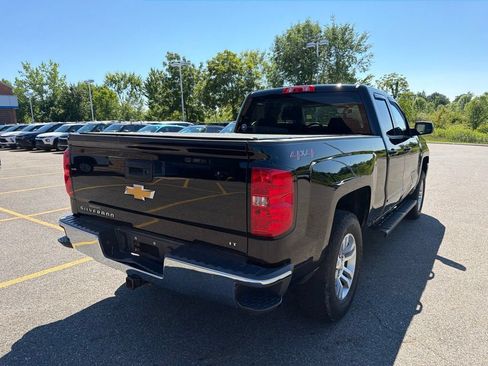 Used 2018 Chevrolet Silverado 1500 LT w/ All Star Edition AWD/4WD image 8