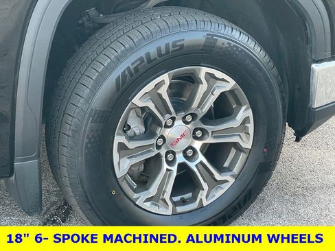 Used 2022 GMC Sierra 1500 SLT w/ SLT Convenience Package image 10