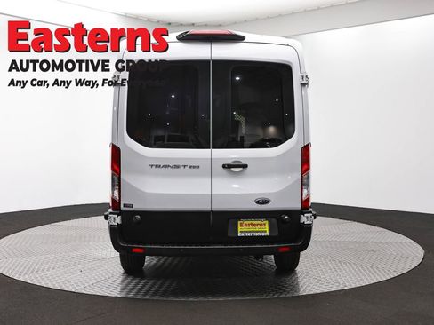 Used 2019 Ford Transit 250 148 Medium Roof RWD image 6