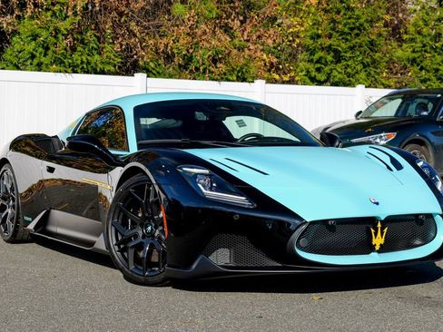 Used 2025 Maserati MC20 Coupe image 1
