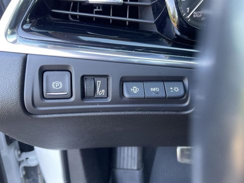 Used 2020 Cadillac XT6 Sport w/ Platinum Package AWD/4WD image 20
