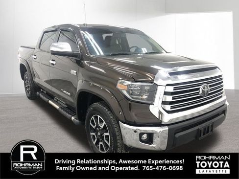 Used 2019 Toyota Tundra Limited w/ Limited Premium Package image 10