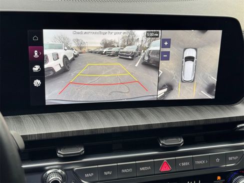 Certified 2024 Kia Telluride SX w/ Towing Package image 24