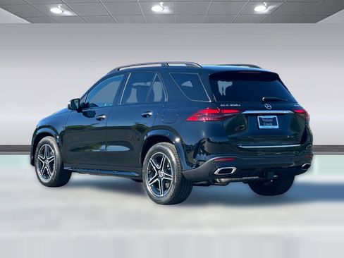 New 2026 Mercedes-Benz GLE 450e 4MATIC image 3