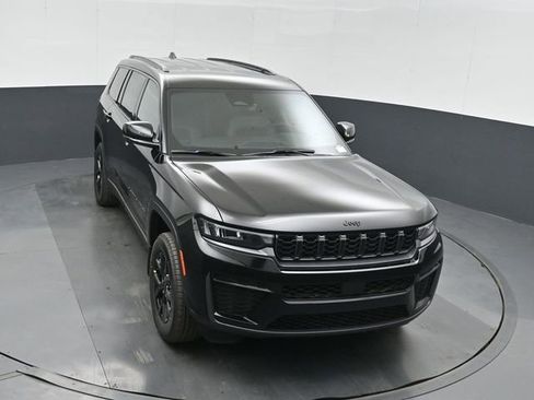 New 2026 Jeep Grand Cherokee L 4WD image 40