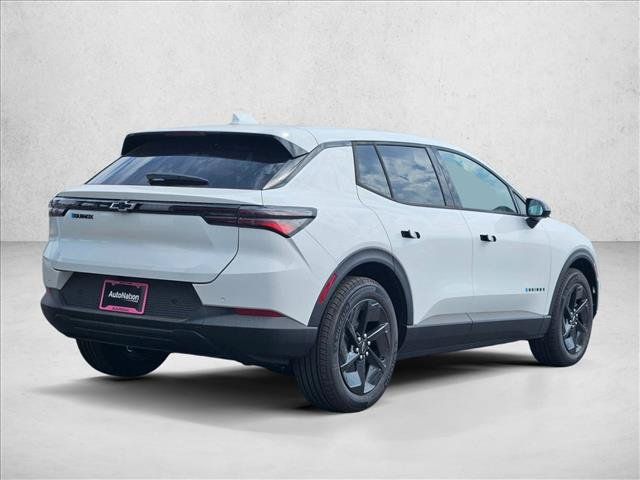 New 2026 Chevrolet Equinox EV LT w/ Comfort Package FWD image 2