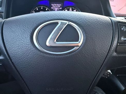 Used 2013 Lexus LS 460 AWD image 25