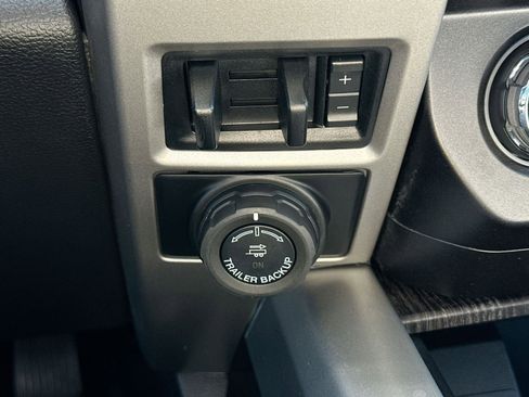 Used 2021 Ford F450 Lariat w/ Lariat Value Package image 30