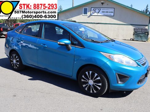 Used 2013 Ford Fiesta SE image 9