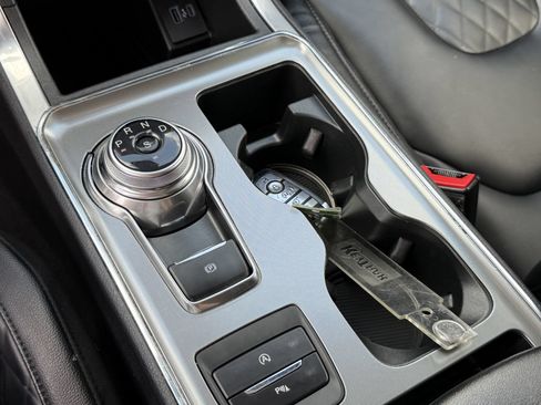 Certified 2023 Ford Edge Titanium AWD/4WD image 30