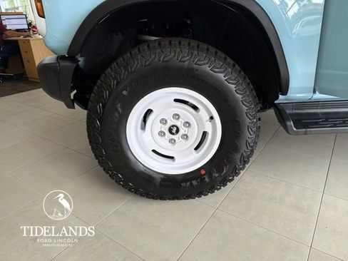 New 2025 Ford Bronco Heritage Edition image 30