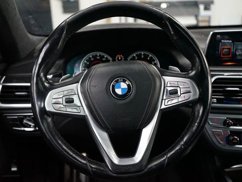 Used 2016 BMW 750i xDrive image 17