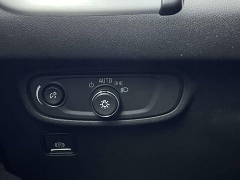 Used 2020 GMC Terrain SLE w/ Driver Convenience Package image 29