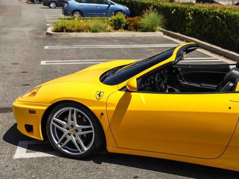 Used 2001 Ferrari 360 Spider image 31