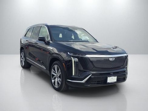 New 2027 Cadillac Vistiq Luxury AWD/4WD image 3