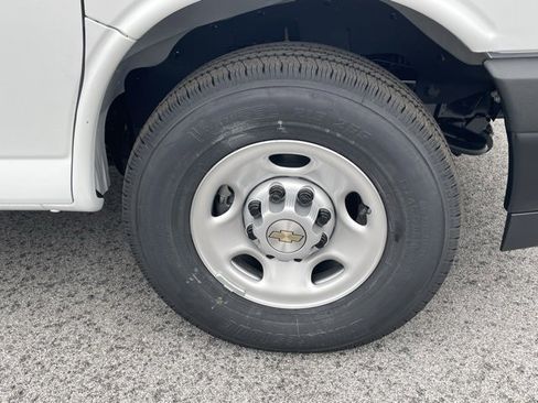 New 2025 Chevrolet Express 2500 Work Van w/ Driver Convenience Package image 13