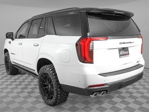 Used 2026 GMC Yukon Denali Ultimate AWD/4WD image 7