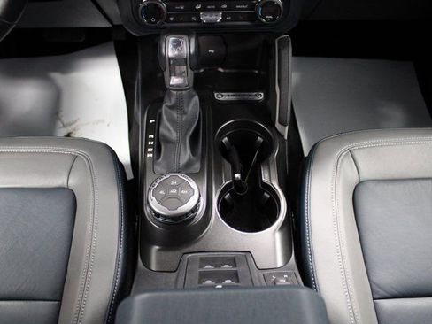 Certified 2021 Ford Bronco Outer Banks image 18