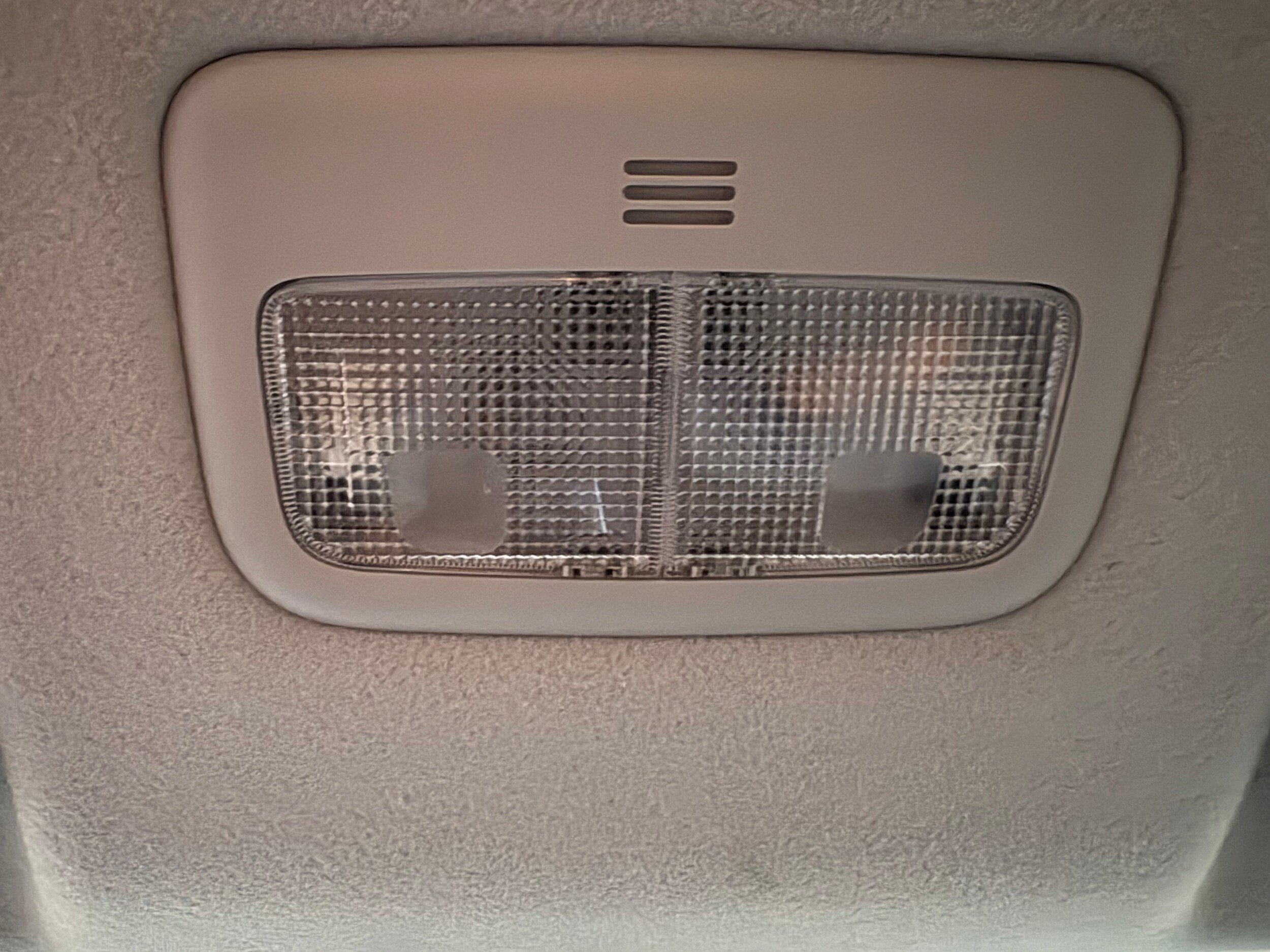 Used 2010 Toyota Corolla LE w/ All Weather Guard Pkg FWD image 35