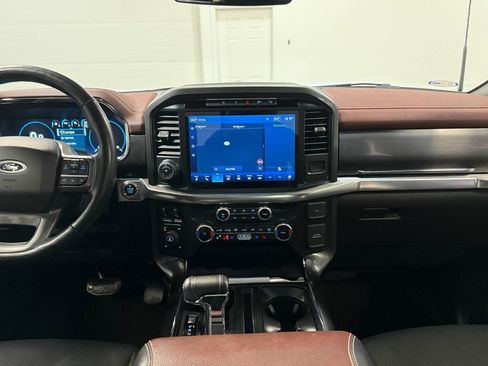 Used 2022 Ford F150 Lariat w/ Equipment Group 502A High image 18