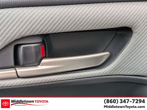 Certified 2025 Toyota Camry SE AWD/4WD image 11