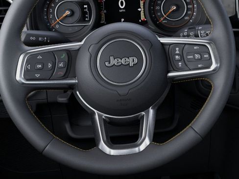 New 2026 Jeep Wrangler Sahara AWD/4WD image 19