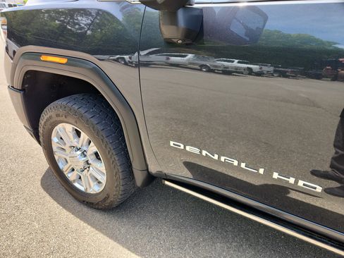 Used 2021 GMC Sierra 2500 Denali w/ Denali Ultimate Package AWD/4WD image 54