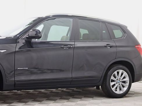 Used 2017 BMW X3 xDrive28i image 4