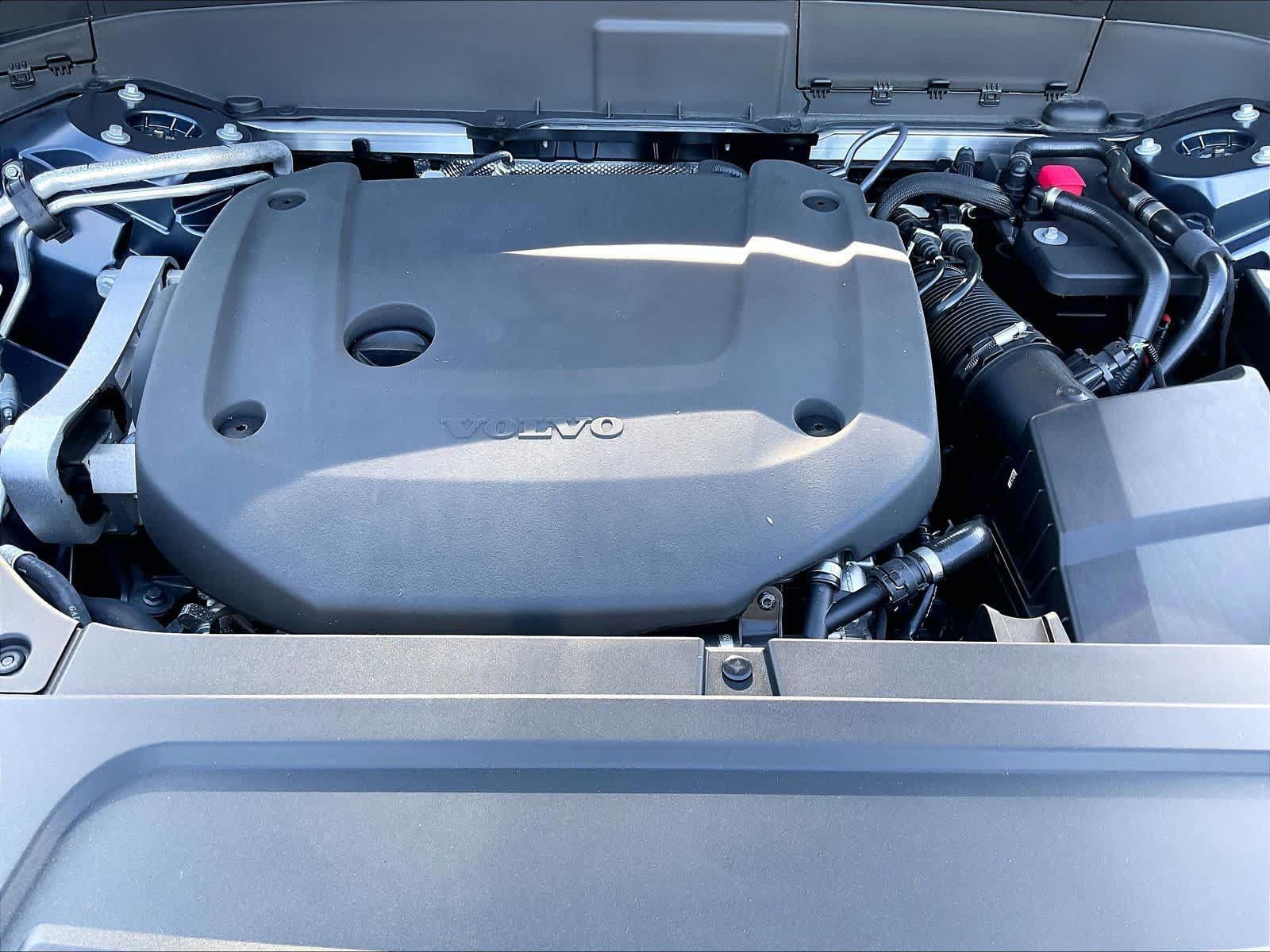 New 2027 Volvo XC90 B6 Plus AWD/4WD image 13