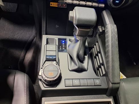 New 2026 Toyota 4Runner Limited image 19