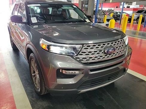 Used 2022 Ford Explorer Limited AWD/4WD image 6