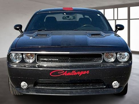 Used 2013 Dodge Challenger SXT Plus image 4