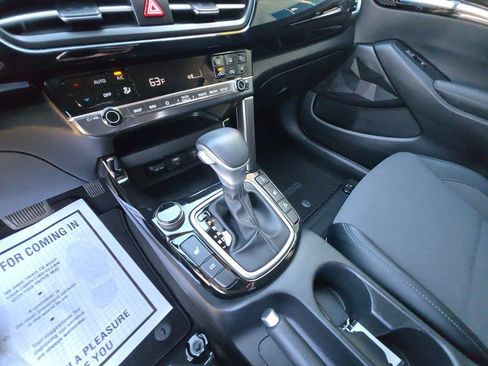 Used 2024 Kia Seltos S AWD/4WD image 18