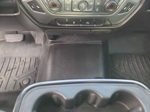 Used 2018 Chevrolet Silverado 1500 LT w/ All Star Edition image 25