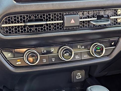 Used 2024 Honda HR-V EX-L image 23