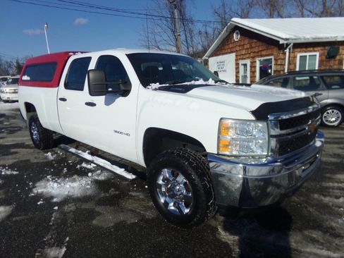 Used 2012 Chevrolet Silverado 3500 W/T w/ Snow Plow Prep Package image 5