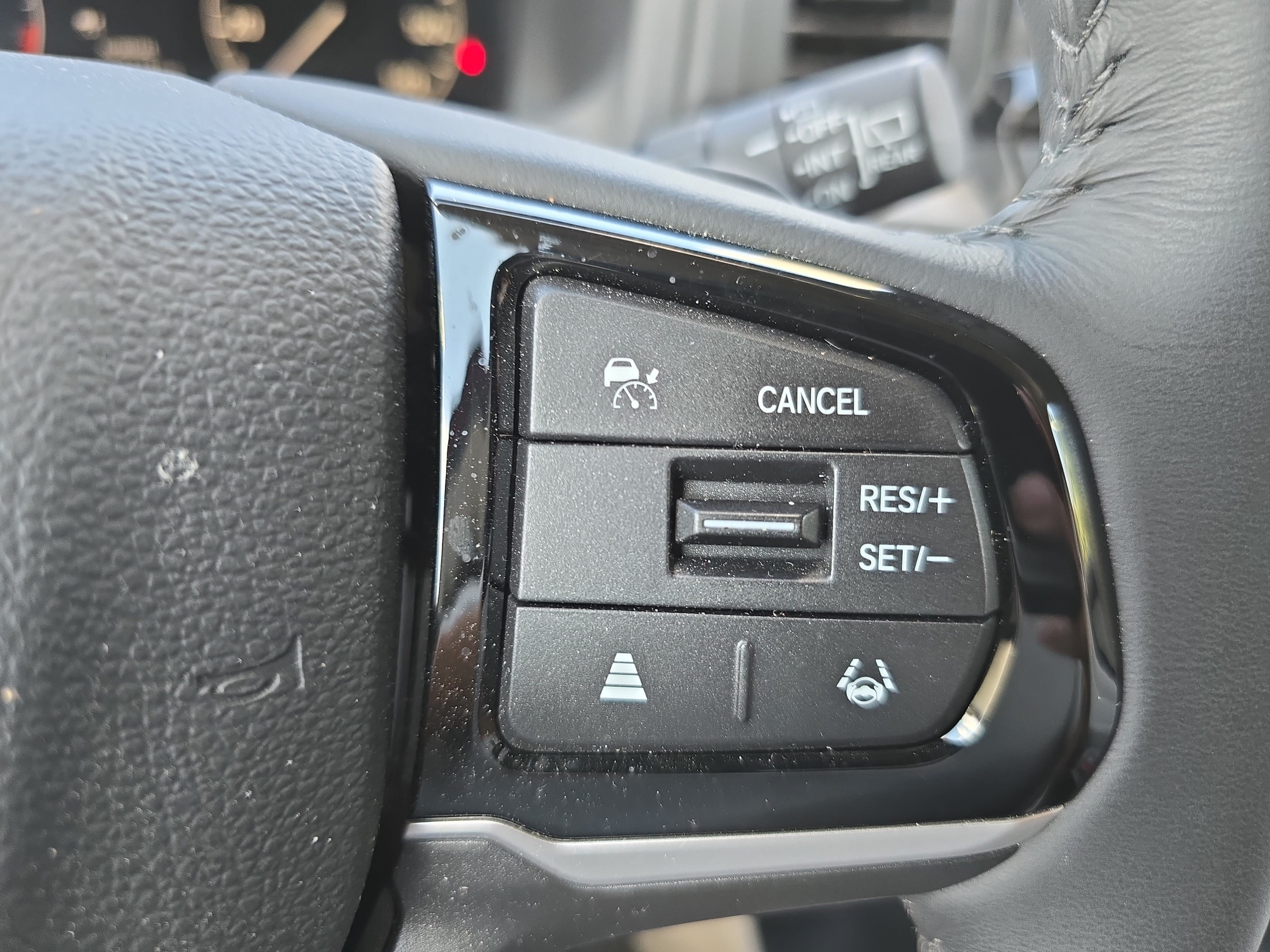 Used 2025 Honda Odyssey EX-L image 19