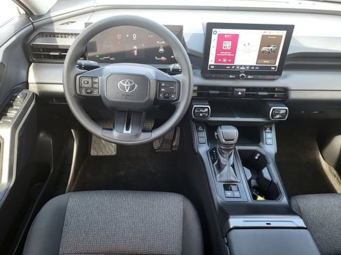 Used 2026 Toyota RAV4 LE AWD/4WD image 24