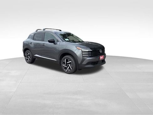 New 2026 Nissan Kicks SV w/ SV Premium Package image 7