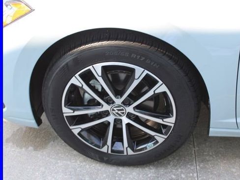 Used 2025 Volkswagen Jetta Sport FWD image 10