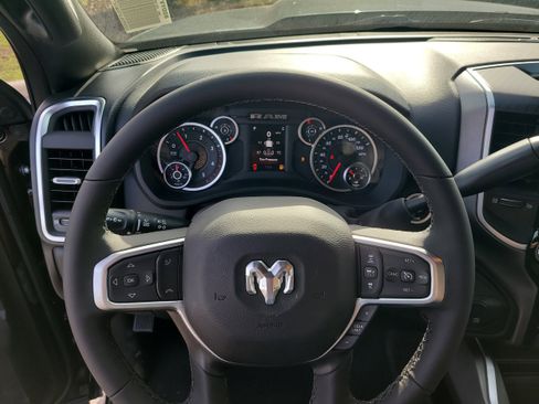 New 2026 RAM 2500 Big Horn AWD/4WD image 19