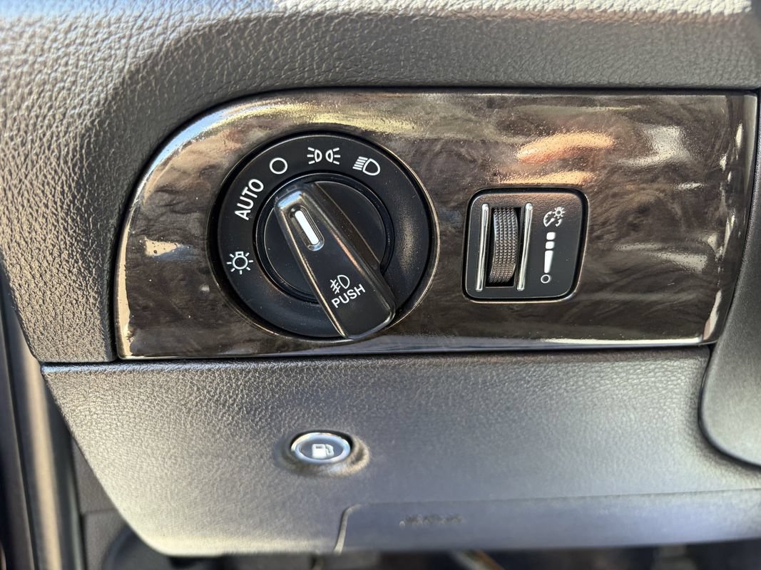 Used 2016 Dodge Durango Citadel w/ Premium Entertainment Group AWD/4WD image 28